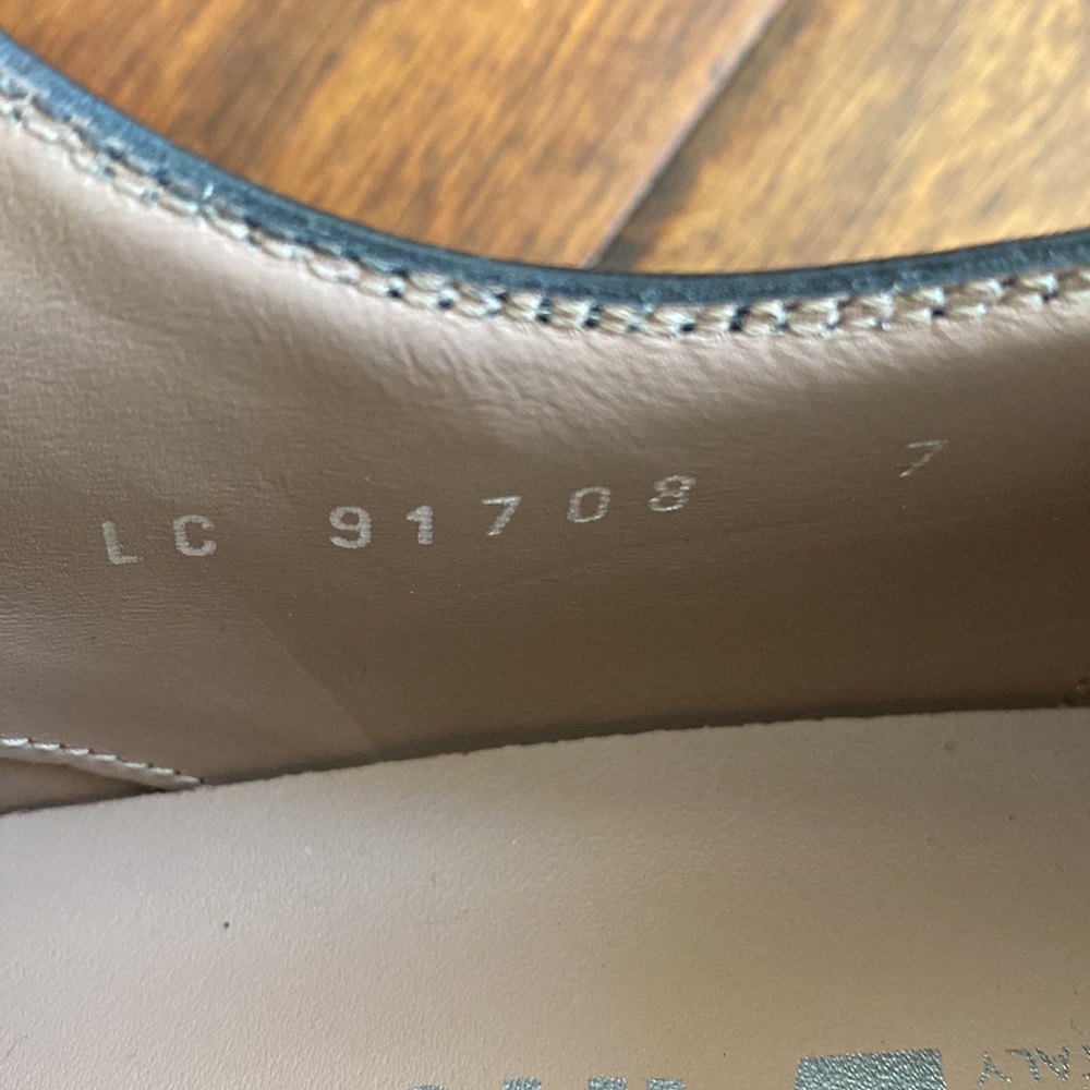 Rudy Plain Toe Derby
SALVATORE FERRAGAMO - Picture 11 of 12